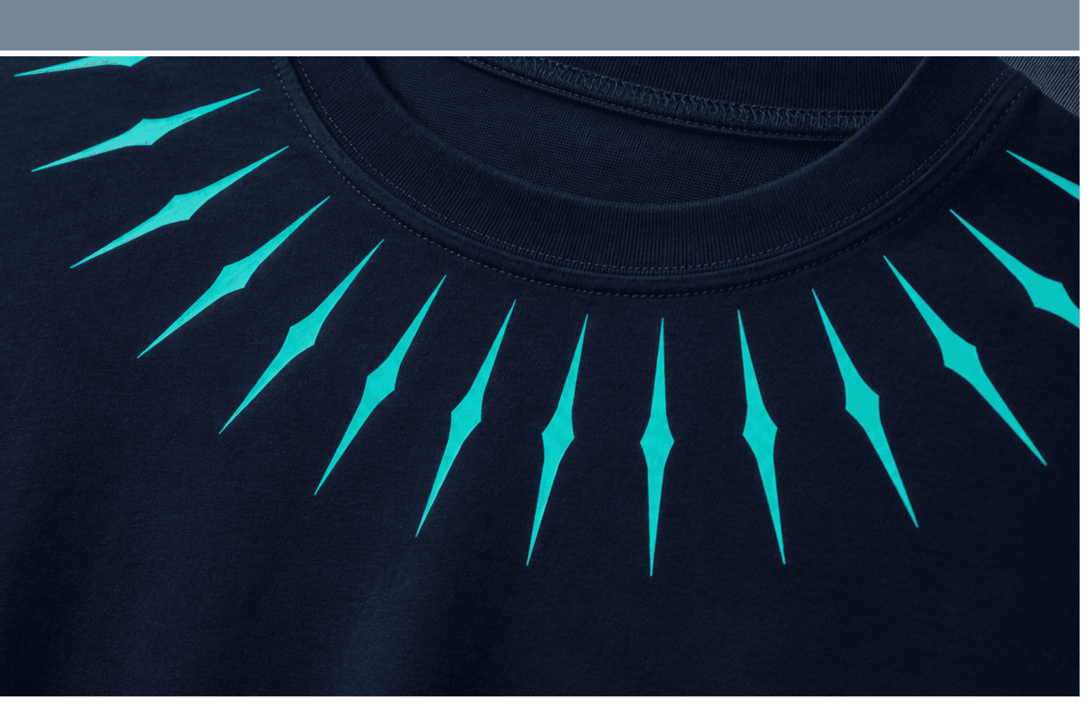 Cyan Deep-Sea Ray Spikes Around Ribbing